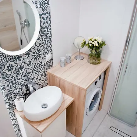 Next To The Old Town & Krasinski Garden *