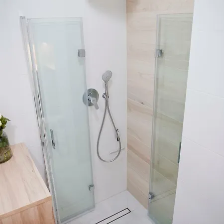 Next To The Old Town & Krasinski Garden شقة وارسو