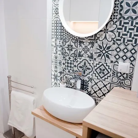 Next To The Old Town & Krasinski Garden شقة *