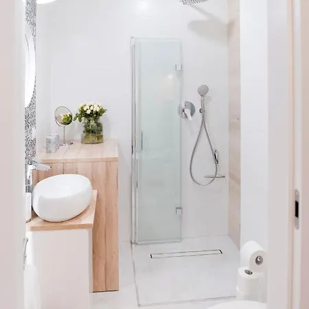 Next To The Old Town & Krasinski Garden *