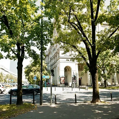 Next To The Old Town & Krasinski Garden アパート ワルシャワ