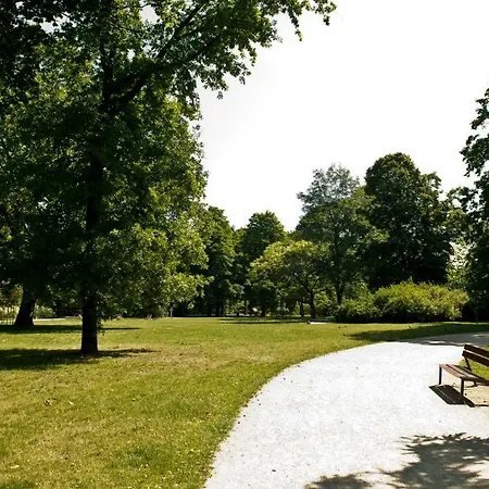 Апартаменты Next To The Old Town & Krasinski Garden *