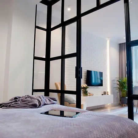 Next To The Old Town & Krasinski Garden * Варшава