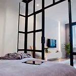 Next To The Old Town & Krasinski Garden * Warszawa